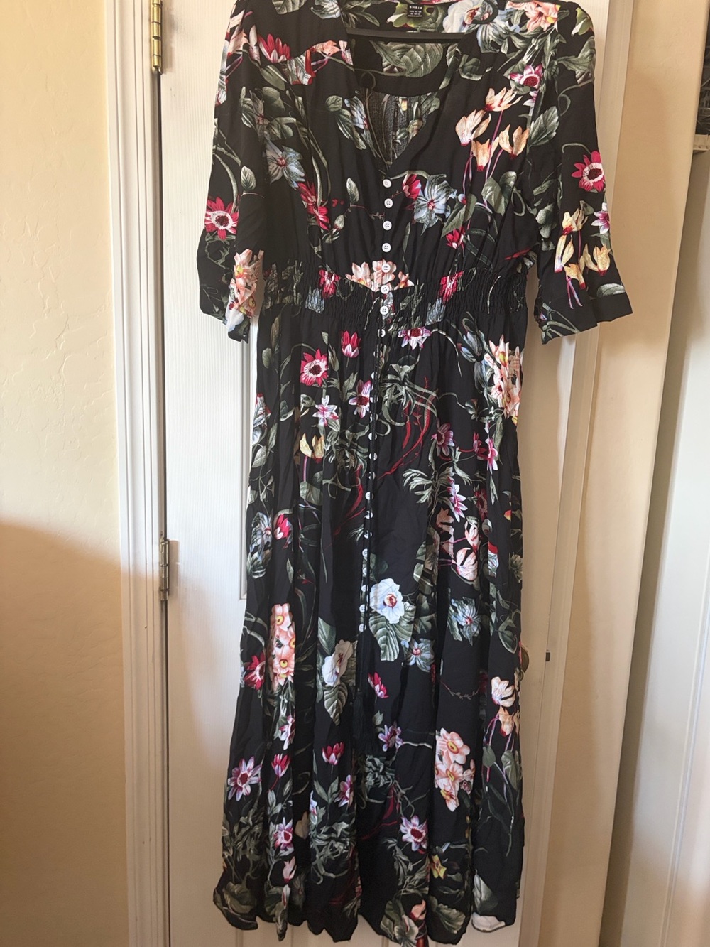 SHEIN Black Floral Smocked Maxi XL